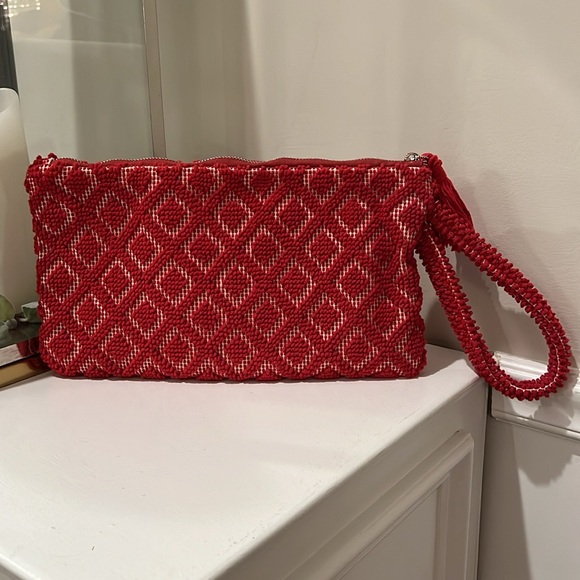 Club Monaco ISOLA Woven Fabric Clutch Red $175 - Picture 2 of 13